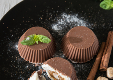 dessert from cream and chocolate